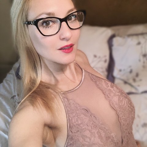 BeMyKing from City of Wolverhampton,United Kingdom